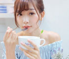 嫩模陈潇咖啡馆甜美写真